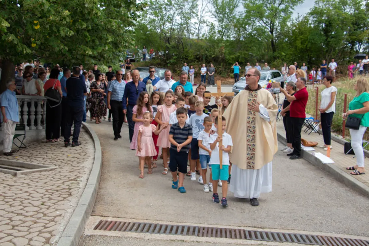 FOTO: Sveta misa u najstarijem Gospinu svetištu koje spominju i Vatikanski spisi iz 1671. godine 18