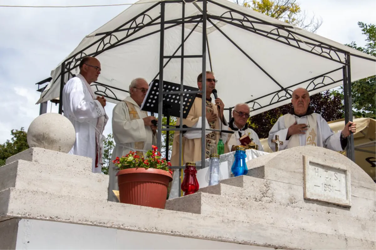FOTO: Sveta misa u najstarijem Gospinu svetištu koje spominju i Vatikanski spisi iz 1671. godine 54