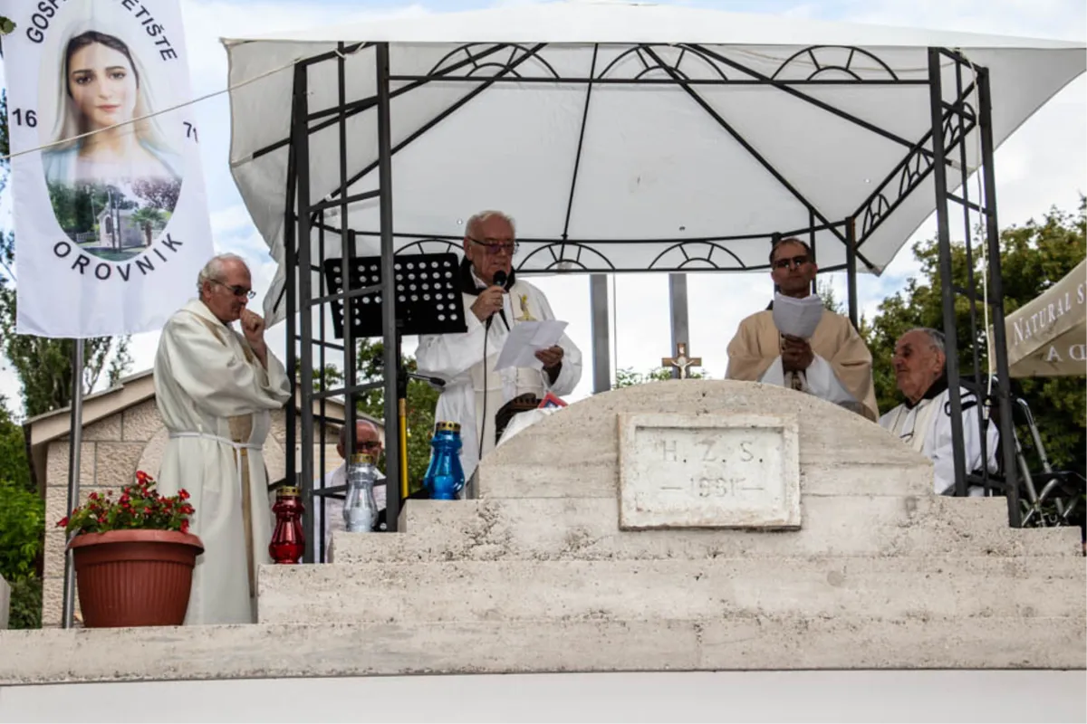 FOTO: Sveta misa u najstarijem Gospinu svetištu koje spominju i Vatikanski spisi iz 1671. godine 64