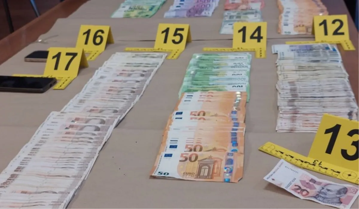 FOTO Iz kuće na Pelješcu ukradeno skoro 2 milijuna kuna i zlato, evo detalja 1