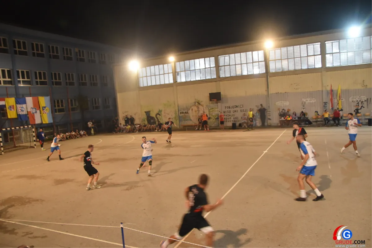 FOTO: Grude Zapad će igrati za broncu protiv Čitlučana! Široki s velikim hendikepom u finalu, Zovko dobio crveni karton 14