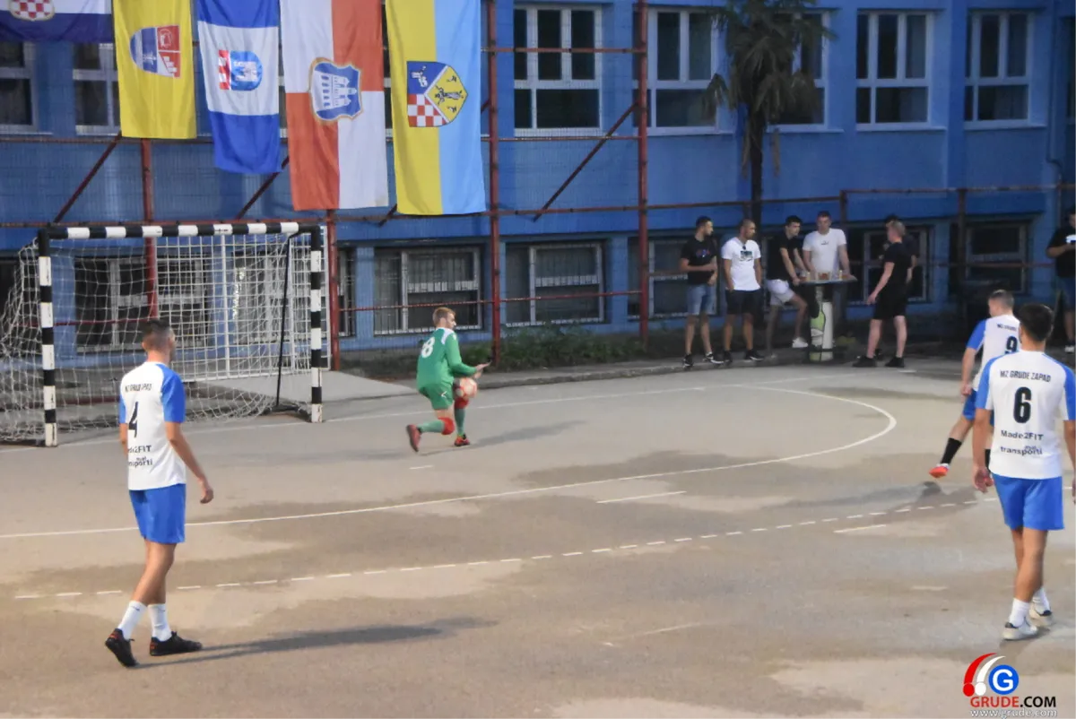 FOTO: Grude Zapad će igrati za broncu protiv Čitlučana! Široki s velikim hendikepom u finalu, Zovko dobio crveni karton 5
