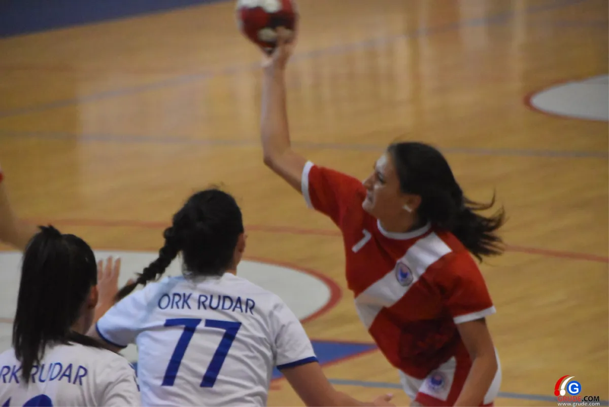 FOTO: Rukometašice okupirale Grude 16
