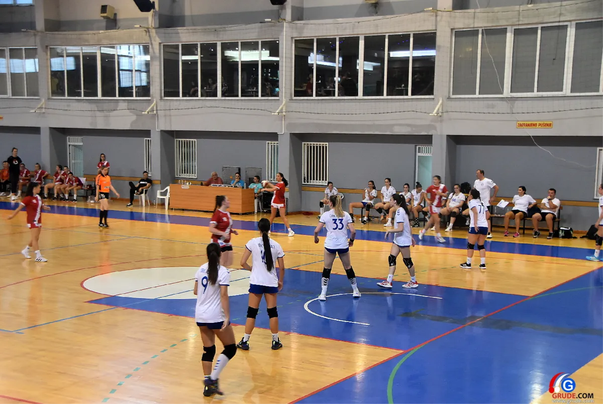 FOTO: Rukometašice okupirale Grude 20
