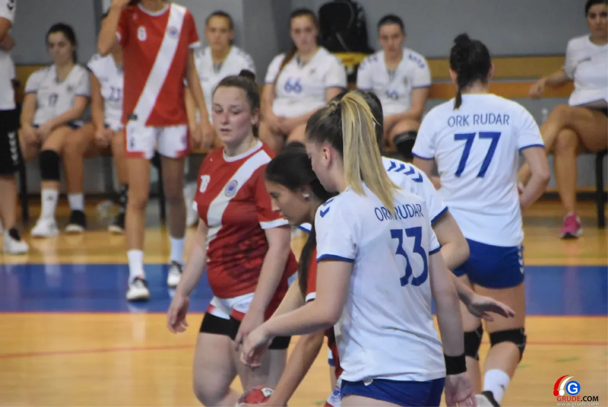 FOTO: Rukometašice okupirale Grude 40
