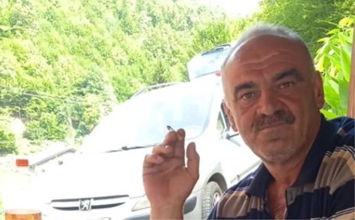 'Medvjeda sam udario sjekirom, pobjegao je, a onda mi se vratio pred kuću pa sam ga ubio iz puške'