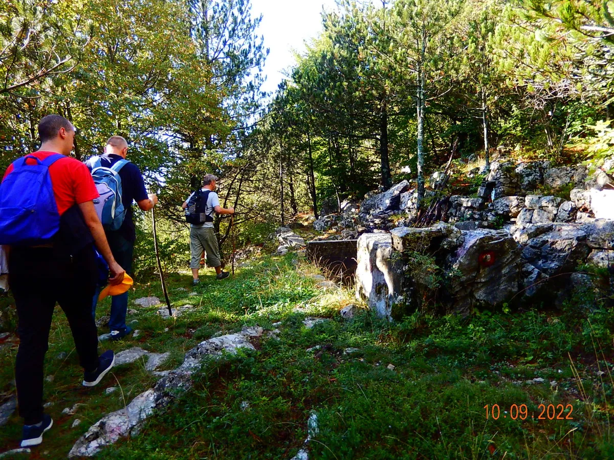 FOTO: Memorijalni uspon od Nugla do Golubića, da se Jozo i Petar Marić ne zaborave! 2