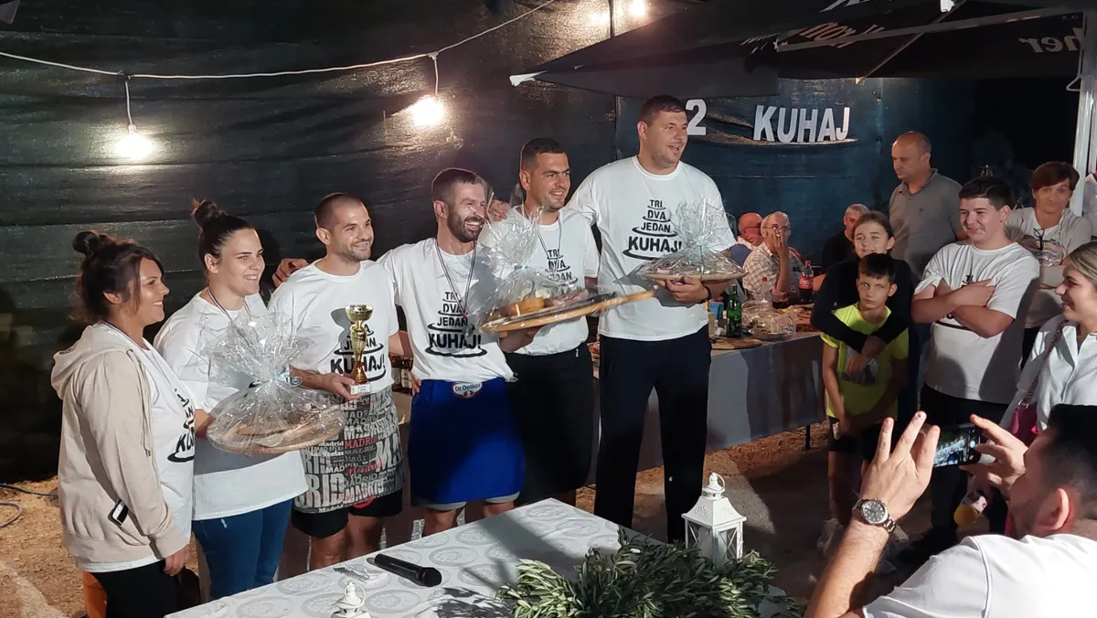 FOTO: Dujiničin kruh je bio bez konkurencije, a uz njega su pristajala i najbolja jela prvog '3, 2, 1 kuhaj' 22