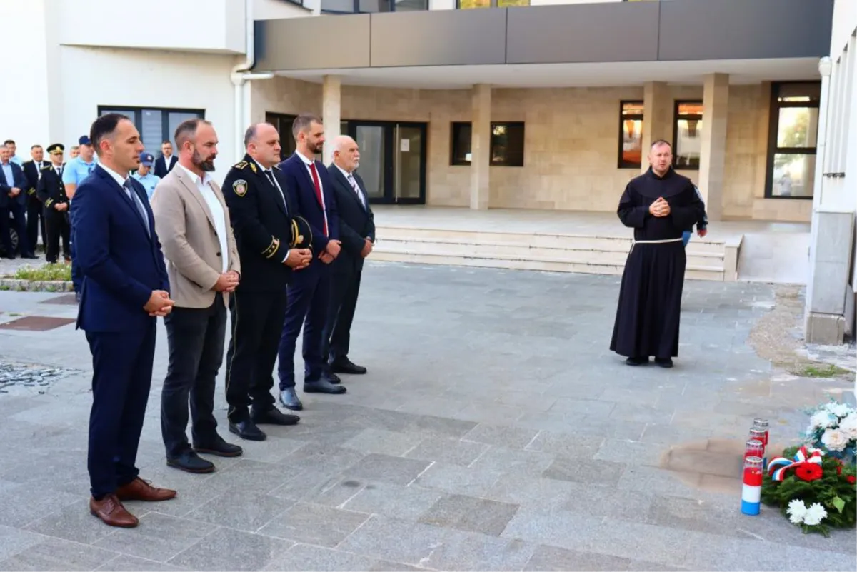 Policijski službenici MUP-a ŽZH proslavili svoj dan FOTO 1