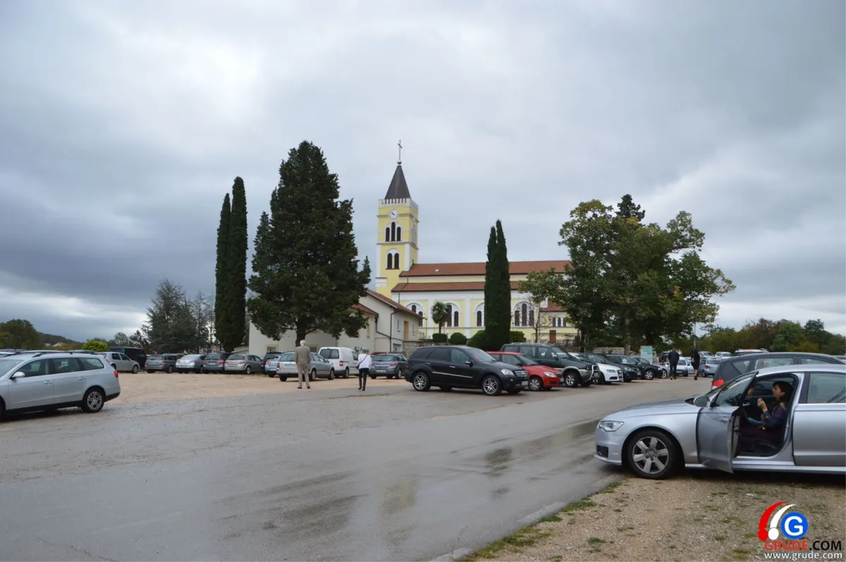 FOTO: Proslavljen blagdan svete Male Terezije na Ledincu! Don Krešimir: Ova svetica je primjer kako ljubiti svoje bližnje 1