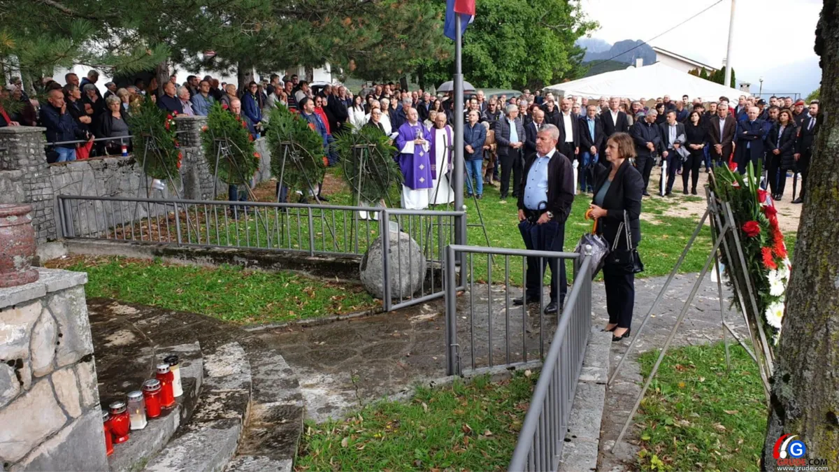 FOTO: Bili smo na Vrdima! Grudski vitezovi tu su položili živote, s krunicom oko vrata i molitvom na usnama 31