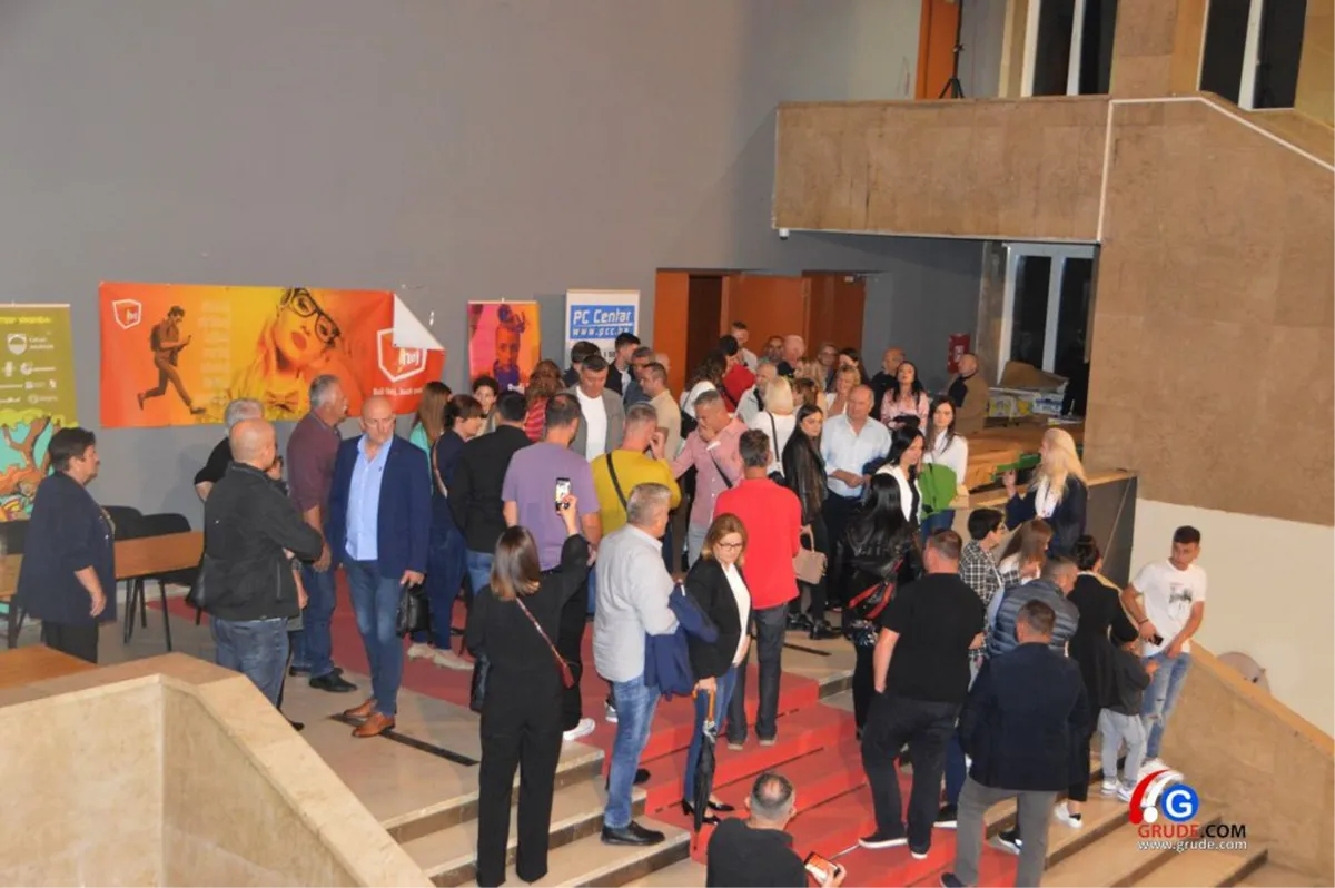 FOTO: Bili smo na promociji dokumentarca o Gruđaninu Stipi Leki Ćipi 14