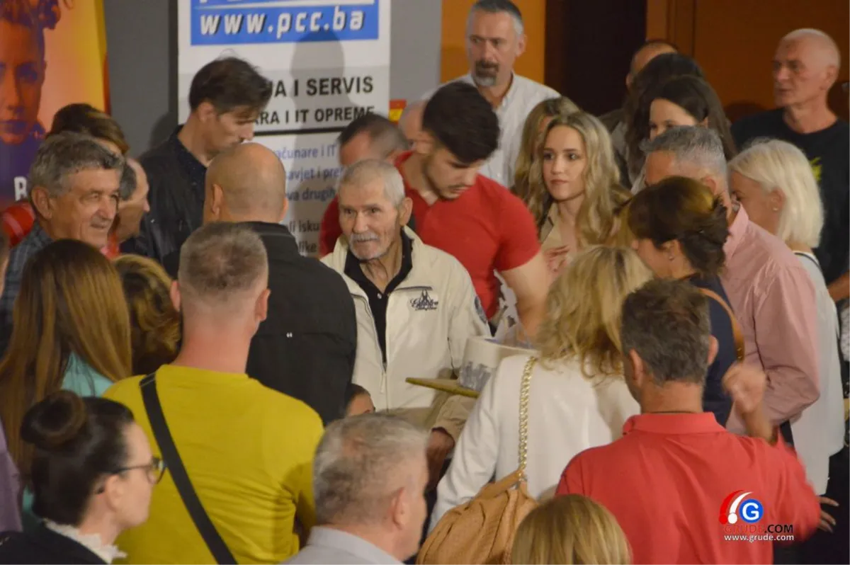 FOTO: Bili smo na promociji dokumentarca o Gruđaninu Stipi Leki Ćipi 15