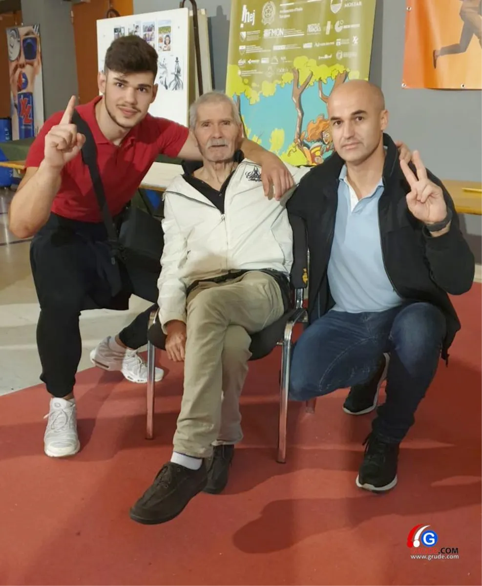 FOTO: Bili smo na promociji dokumentarca o Gruđaninu Stipi Leki Ćipi 17