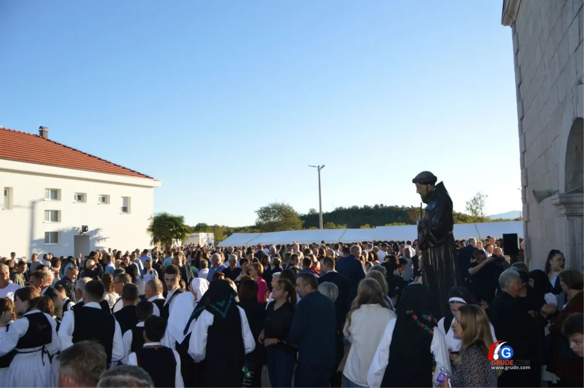 Župa Rasno proslavila 150. obljetnicu FOTO 8