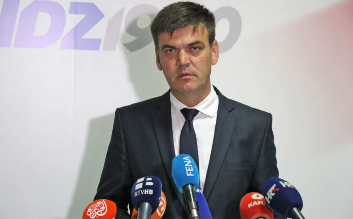 Ilija Cvitanović ostaje predsjednik HDZ-a 1990