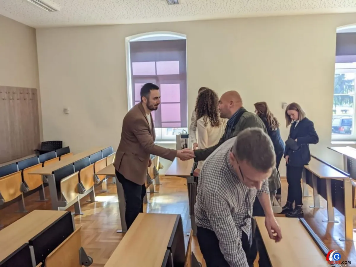 STARA KUĆA U GRUDAMA KAO MOTIV! ANTE TOLIĆ diplomirao na temu: Obnova tradicionalne kamene kuće 1