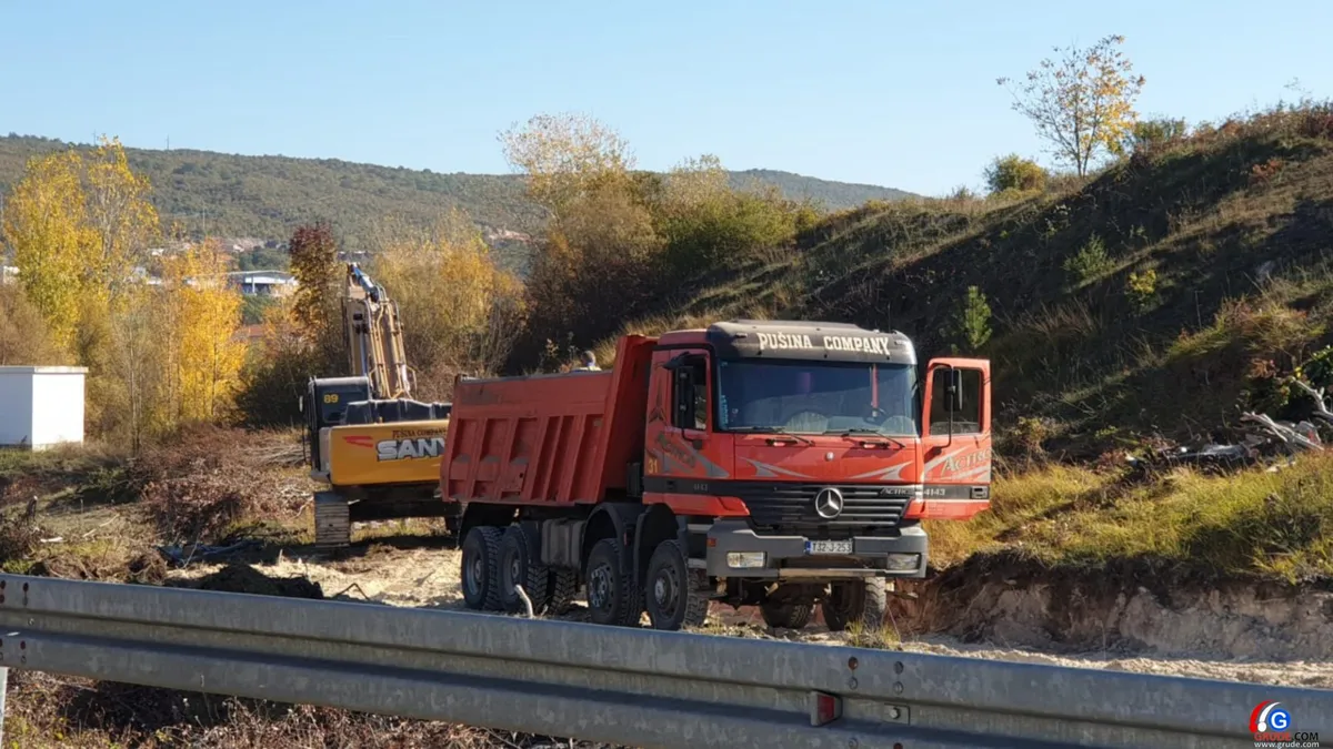 FOTO: Vatrogasno društvo Grude dobit će vatrogasni dom, u tijeku je priprema terena 3