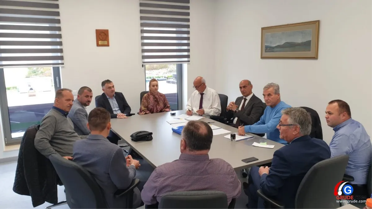 GRUDE: POTPISANI UGOVORI! KREĆE PROJEKT SJEVERNE OBILAZNICE, PARALELNO RADOVI I NA JUŽNOJ (FOTO/VIDEO)