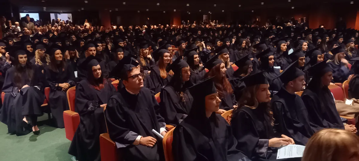 Svečano promovirana 324 diplomanda Filozofskog fakulteta SUM-a  3