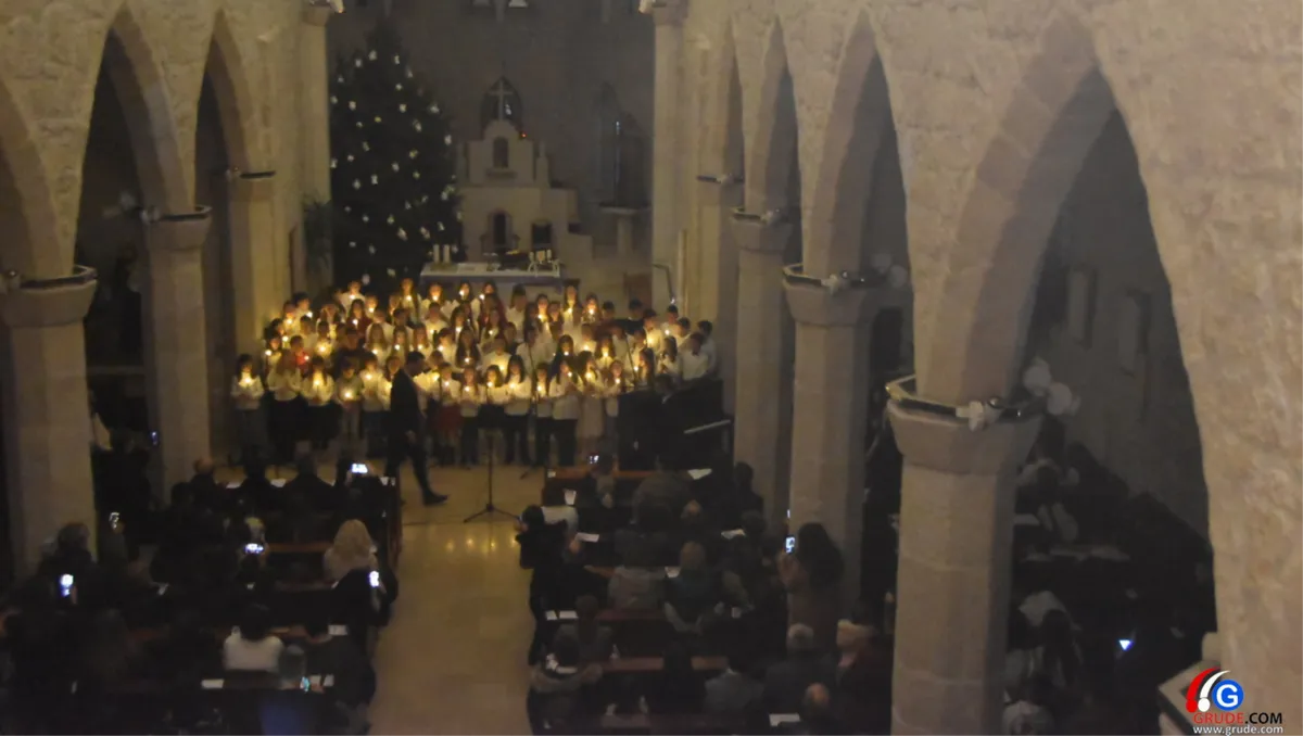 NA DOBRO VAM DOŠAO BADNJI DAN! Čestitamo ga kroz fotogaleriju malih anđela koji su održali koncert u crkvi Svete Kate