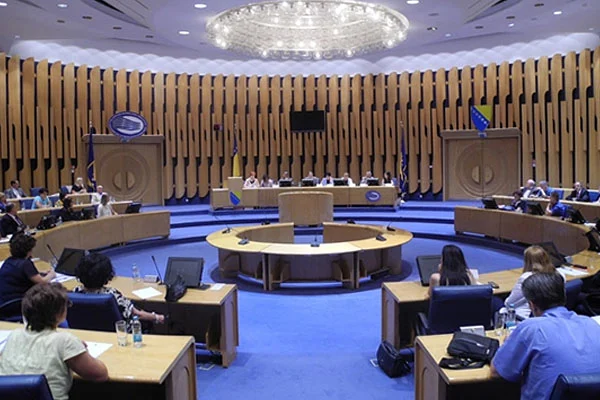 IZBORI U BiH: U petak počinje izborna kampanja, evo što političari neće smjeti raditi