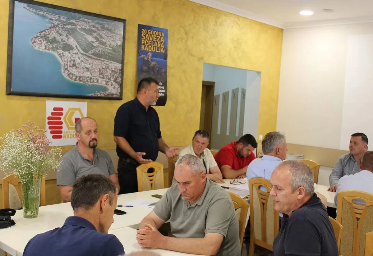 Savez pčelara ''Kadulja'' obilježio 20 godina rada i izabrao novo vodstvo