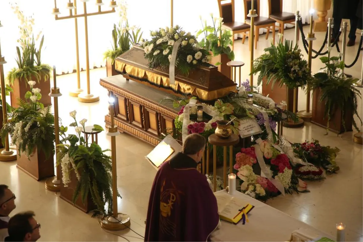 Liječila je tijela, a sada će s Gospodinom liječiti duše vjernika! Tisuće ispratile časnu sestru Bernardicu u vječnost 1