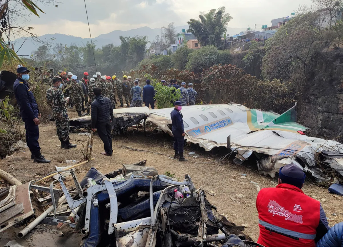 NEPAL: Dečki snimili kako pada avion u kojem su poginuli