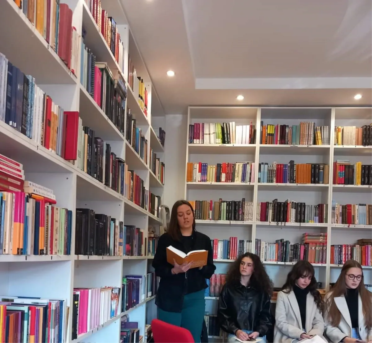 Kulturni dom AB Šimić Grude obilježio Međunarodni dan materinskog jezika FOTO 1