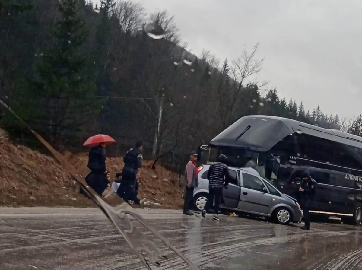 Veležovci imali prometnu: Užas, nadam se da će svi ozlijeđeni biti dobro..