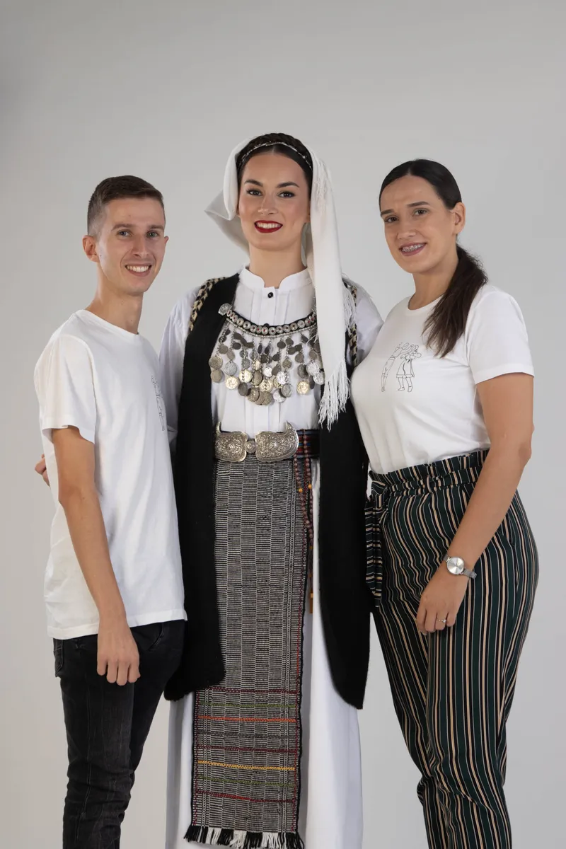 Cimljanka na naslovnici svjetskog časopisa FOTO 7