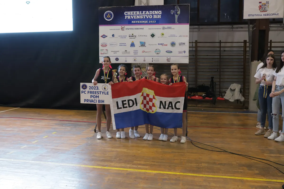 Cheerleading klub Ledinac prvak Bosne i Hercegovine 1