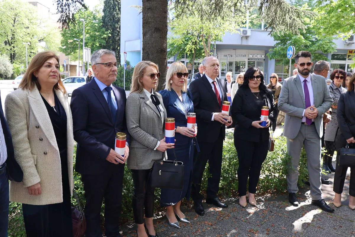FOTO: Otvoreni 60. Šimićevi susreti! Izaslanstvo općine Grude predvodilo događaj u Mostaru 4