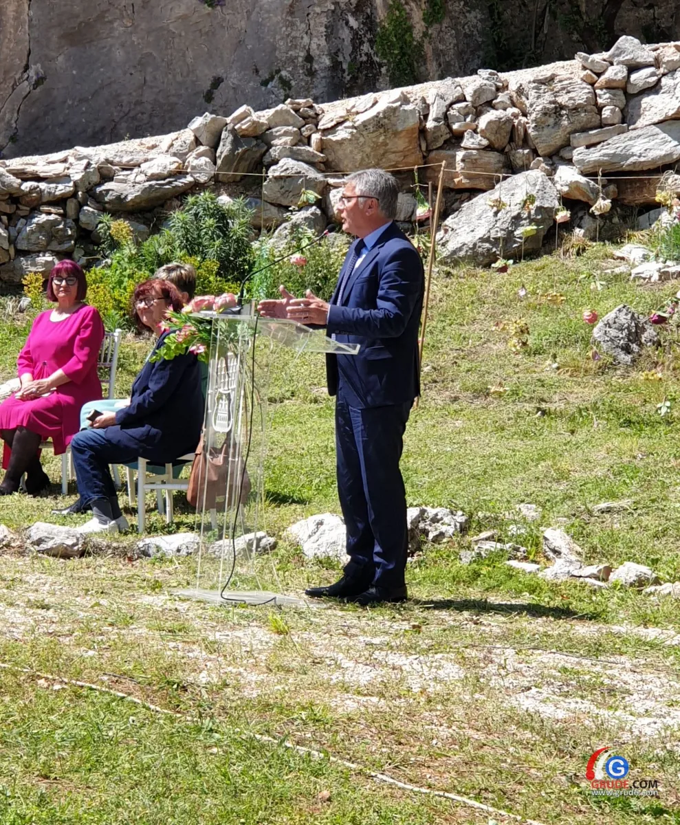 FOTO/Video - 60. Šimićevi susreti - svečana Akademija 6