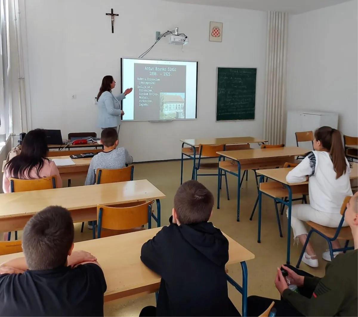 U grudskim školama posvećen sat jednom od najvećih hrvatskih pjesnika Antunu Branku Šimiću 1