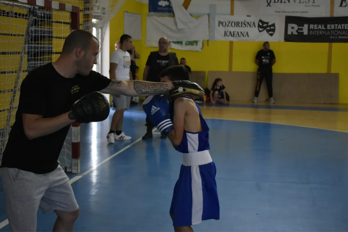 Olimpijski boks: Gruđani ostvarili izvrsne rezultate u Mostaru (FOTO) 8