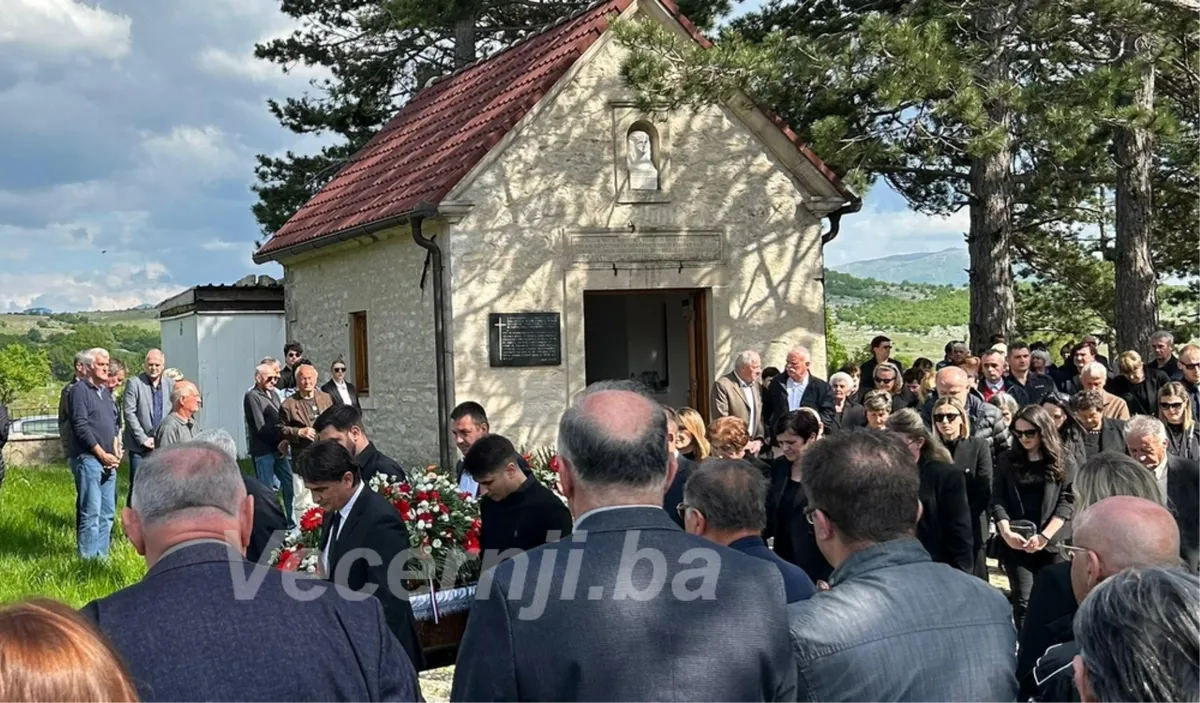 Izbornik Zlatko i Miran u suzama ispratili svoju Katu, veliku hrvatsku majku, na posljednji počinak