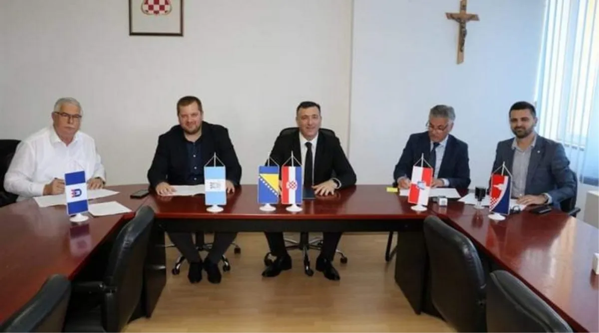 Potpisan Ugovor o dodjeli sredstava za sufinanciranje prijevoza učenika