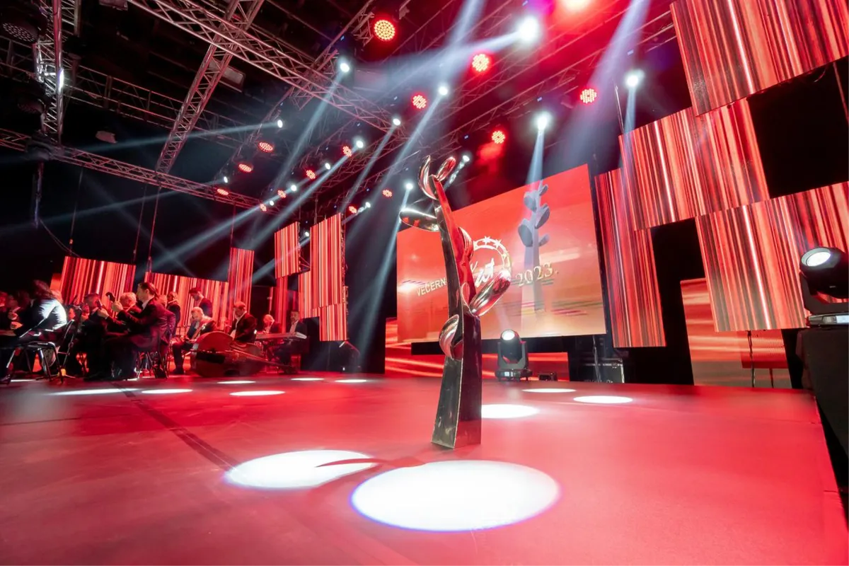 Od 20 sati počinje spektakularno finale - 22. Večernjakov pečat
