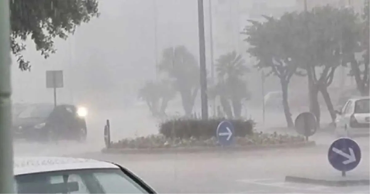 VIDEO: Evo već je jesen... tuča veličine lješnjaka u Metkoviću, poplavljene ulice