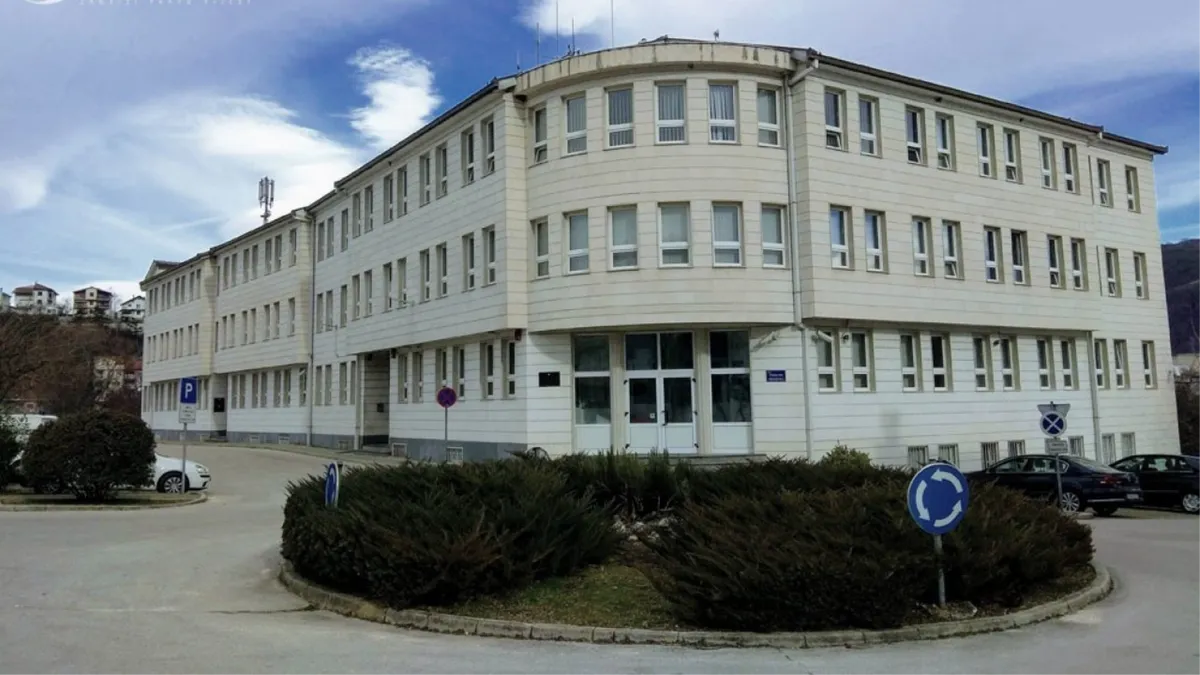 Županijski sud u Širokom Brijegu donira namještaj