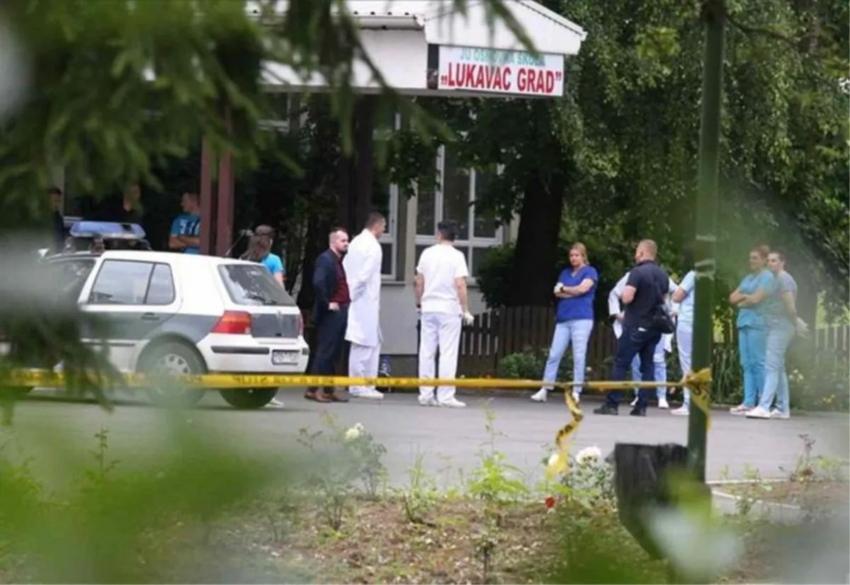 Lukavac: Iz vatrenog oružja u školi ranjen nastavnik