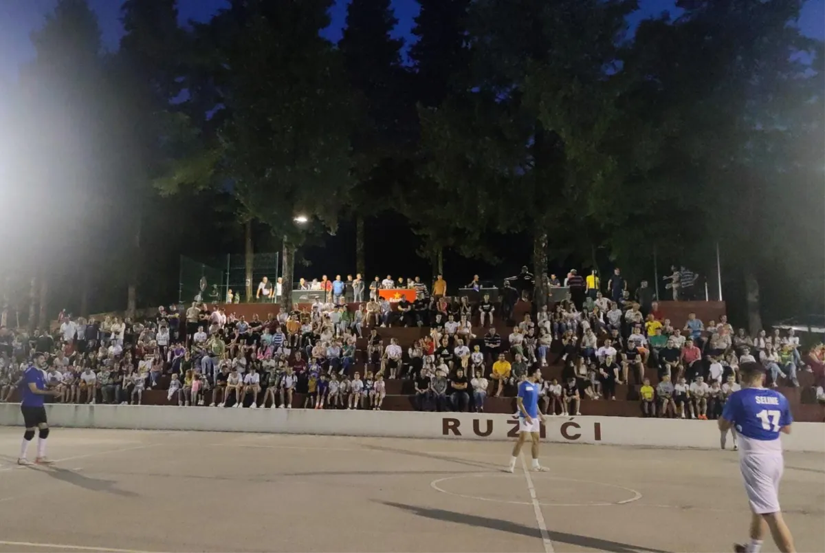 Seline i Police u finalu Ivanjdanskog turnira, odigrana i revijalna utakmica u spomen na Mirkasa 1