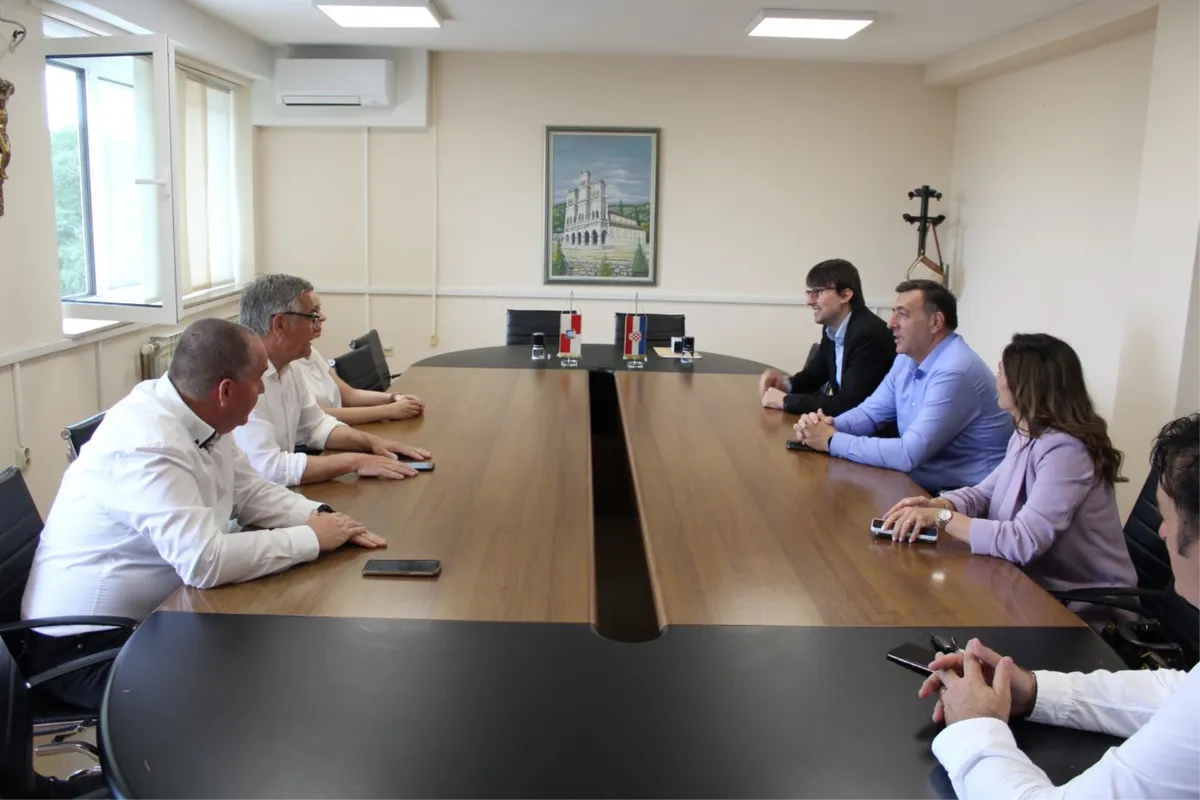 ŽZH i Općina Grude zamjenili nekretnine u Grudama