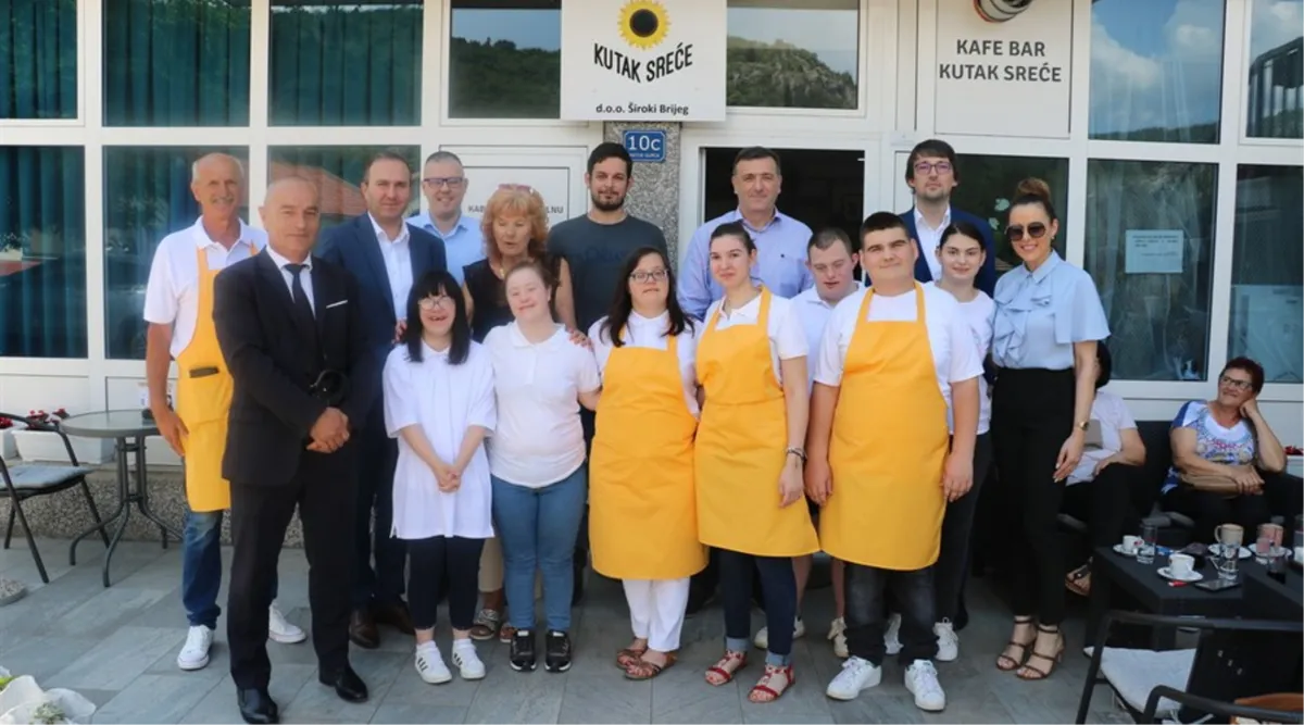 Članovi Vlade ŽZH osvježili se u Kutku sreće FOTO 1