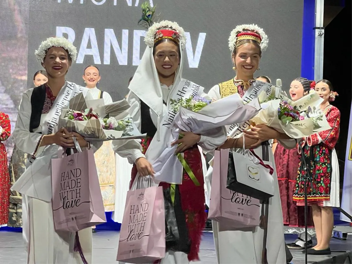 Mona Bandov najljepša Hrvatica u narodnoj nošnji