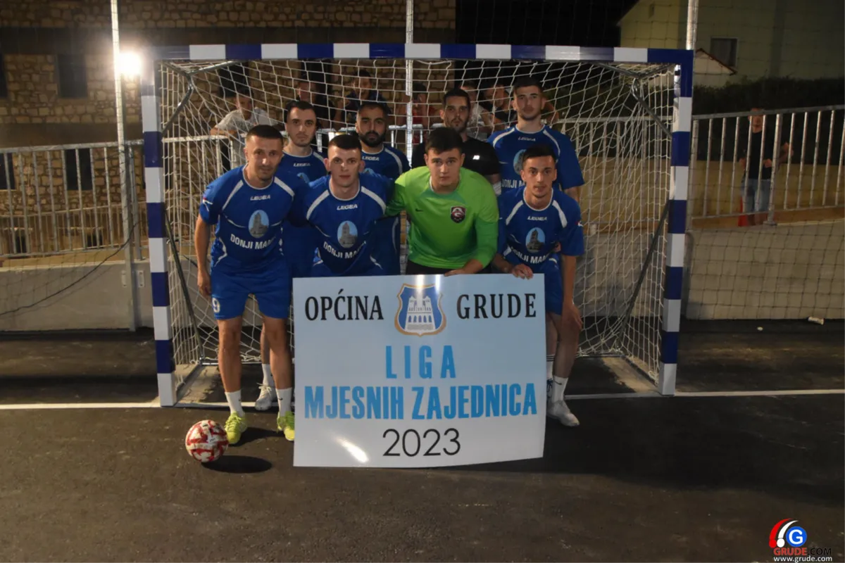 FOTO: OTVORENA LIGA MJESNIH ZAJEDNICA OPĆINE GRUDE, NOVI TEREN OKUPIO BROJNE 26