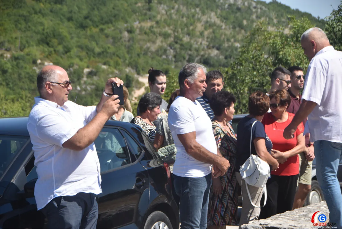(FOTO) 11. Tolića susreti: Zahvalimo Bogu što su naši stari ostali uspravni i ispravni 24