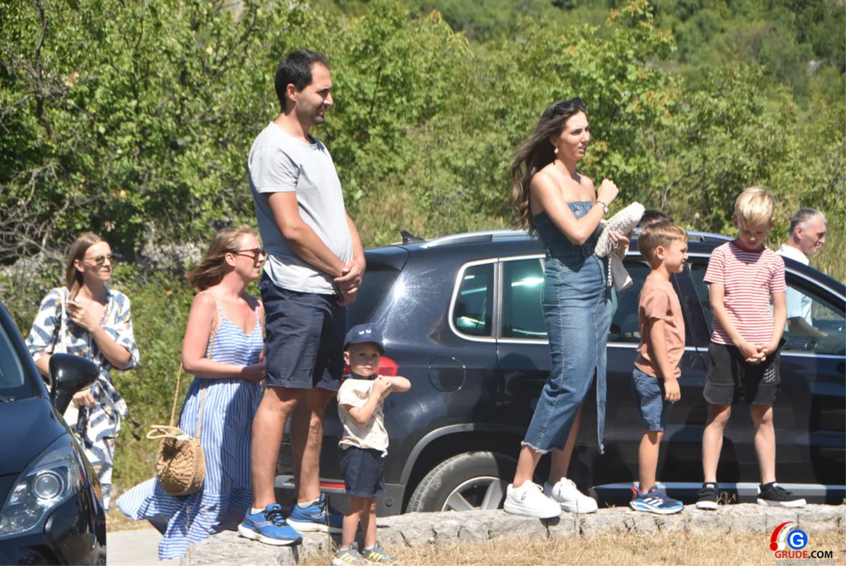(FOTO) 11. Tolića susreti: Zahvalimo Bogu što su naši stari ostali uspravni i ispravni 26